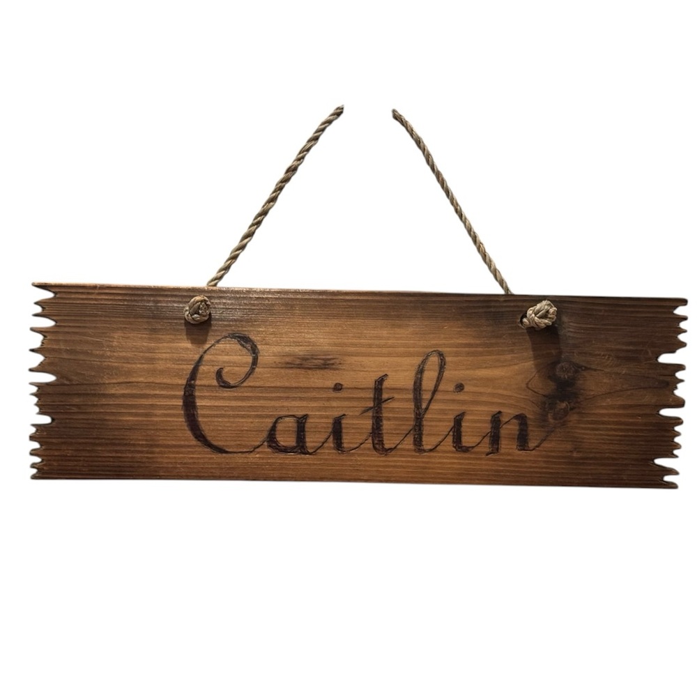 NWOT Caitlin Name Sign Wood Kids Room Decor Rustic Cabin Farmhouse Brown